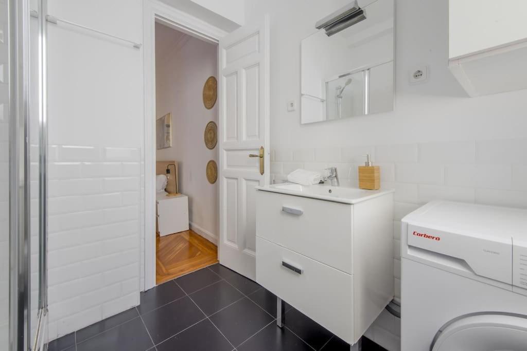 Petite E Chic Loft Para 3 En El Corazon De Madrid Dış mekan fotoğraf